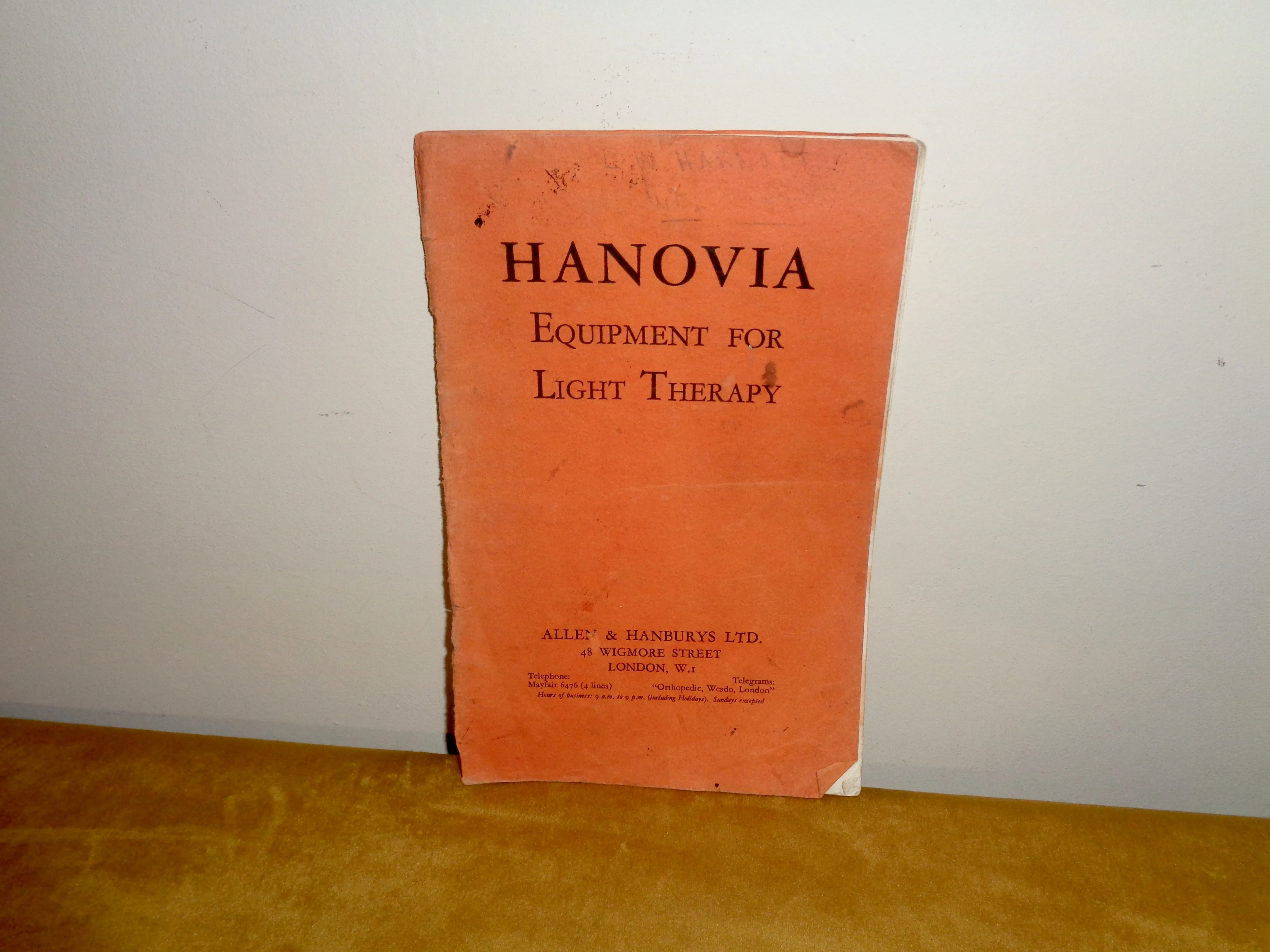 1930 Hanovia Equipment For Light Therapy Booklet