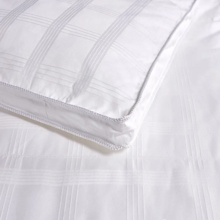 600 Thread Count Cotton Windowpane DuraLOFT Down Alternative Extra-Warmth Twin Comforter