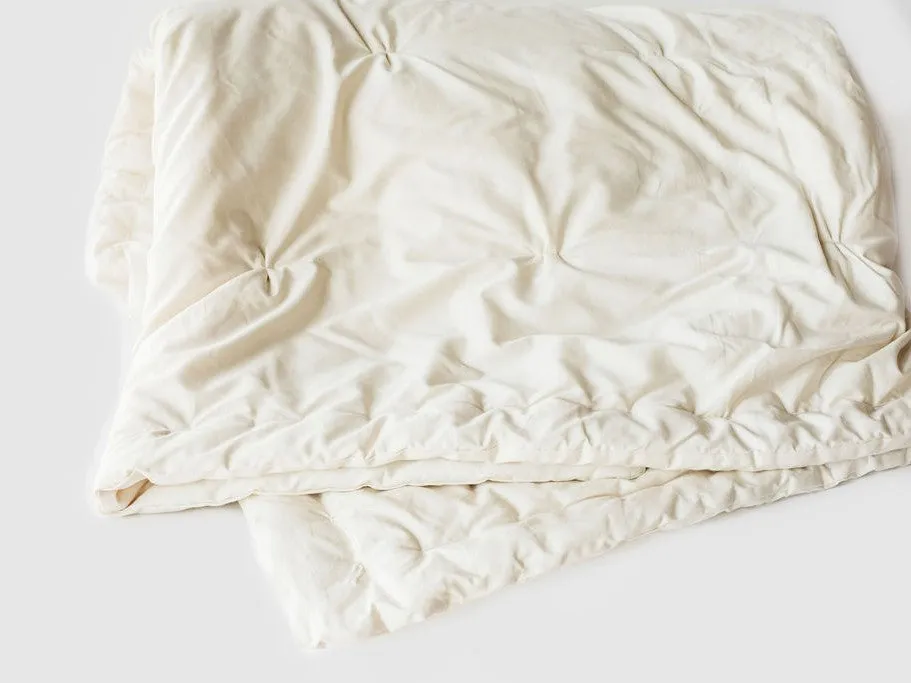 All-Natural Dual-Weight Comforter