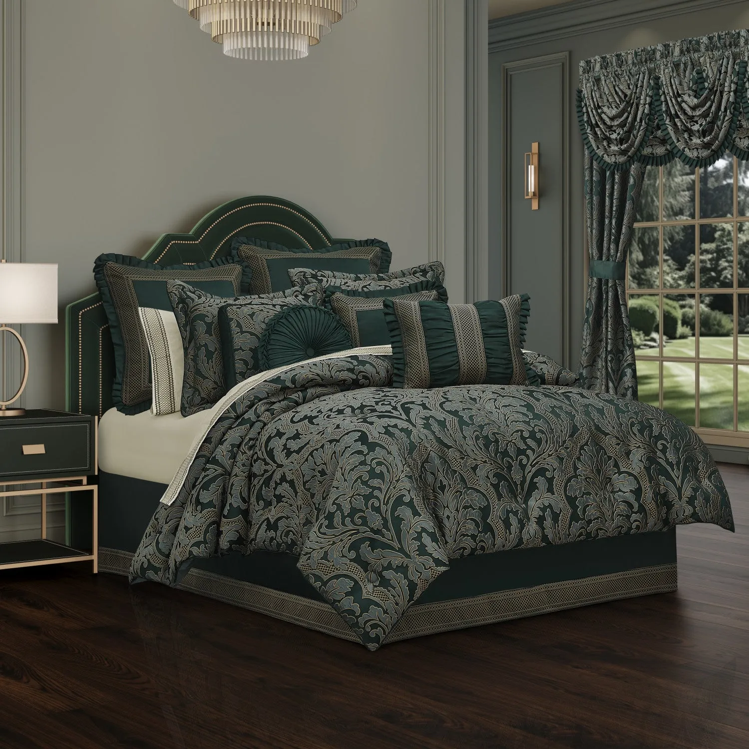 Bellini Comforter Set