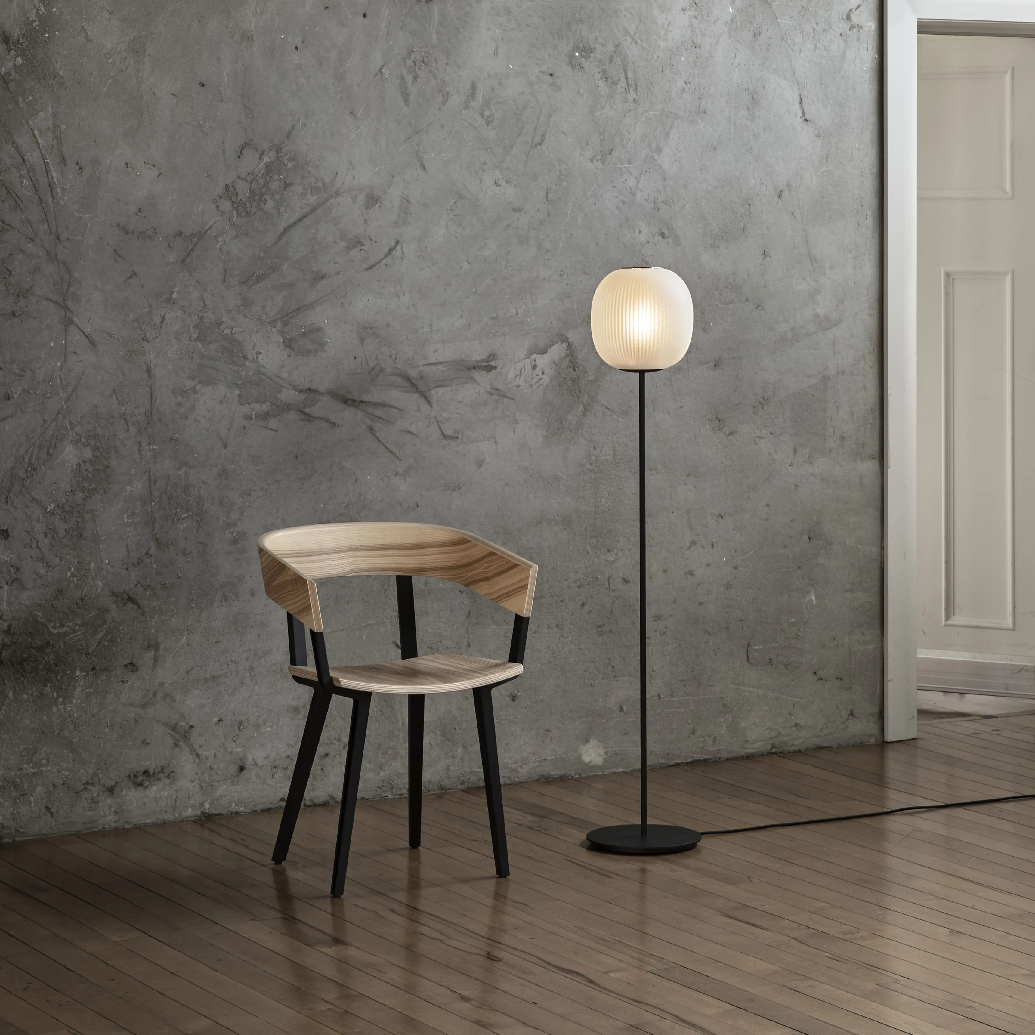 Bloom Floor Light