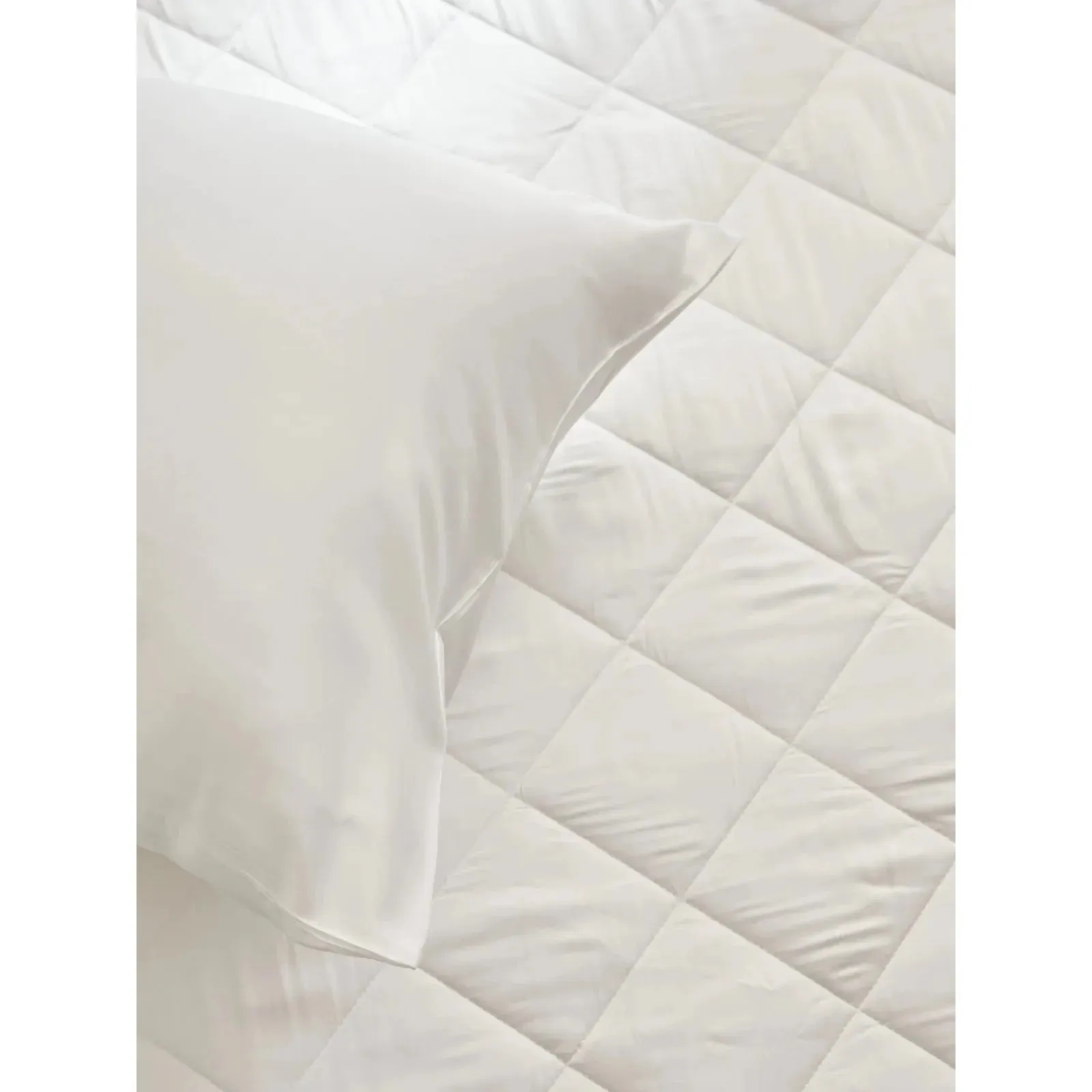 Cozy Earth Bamboo Mattress Pad Available In Queen and King Sizes