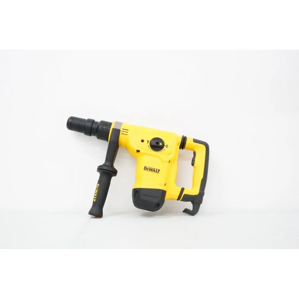 Dewalt D25811K 17mm HEX Chipping Gun / Demolition Hammer 1050W