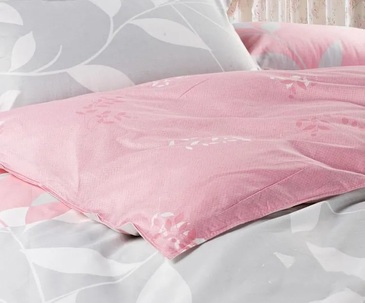 Fantastic White and Pink with Graceful Leaves Luxury 4 Piece Bedding Sets