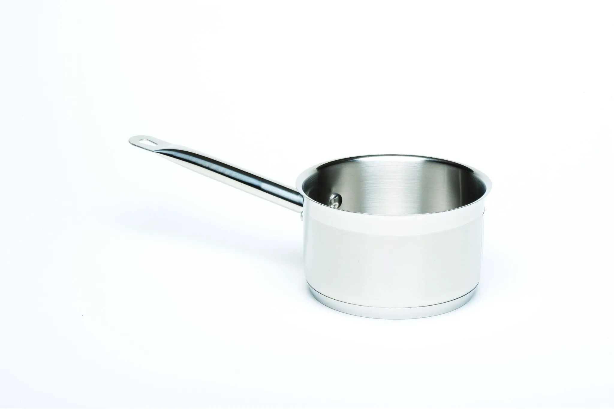 Genware 1424-05 GW Saucepan (No Lid) 5L - 24 x 11cm (Dia x H)