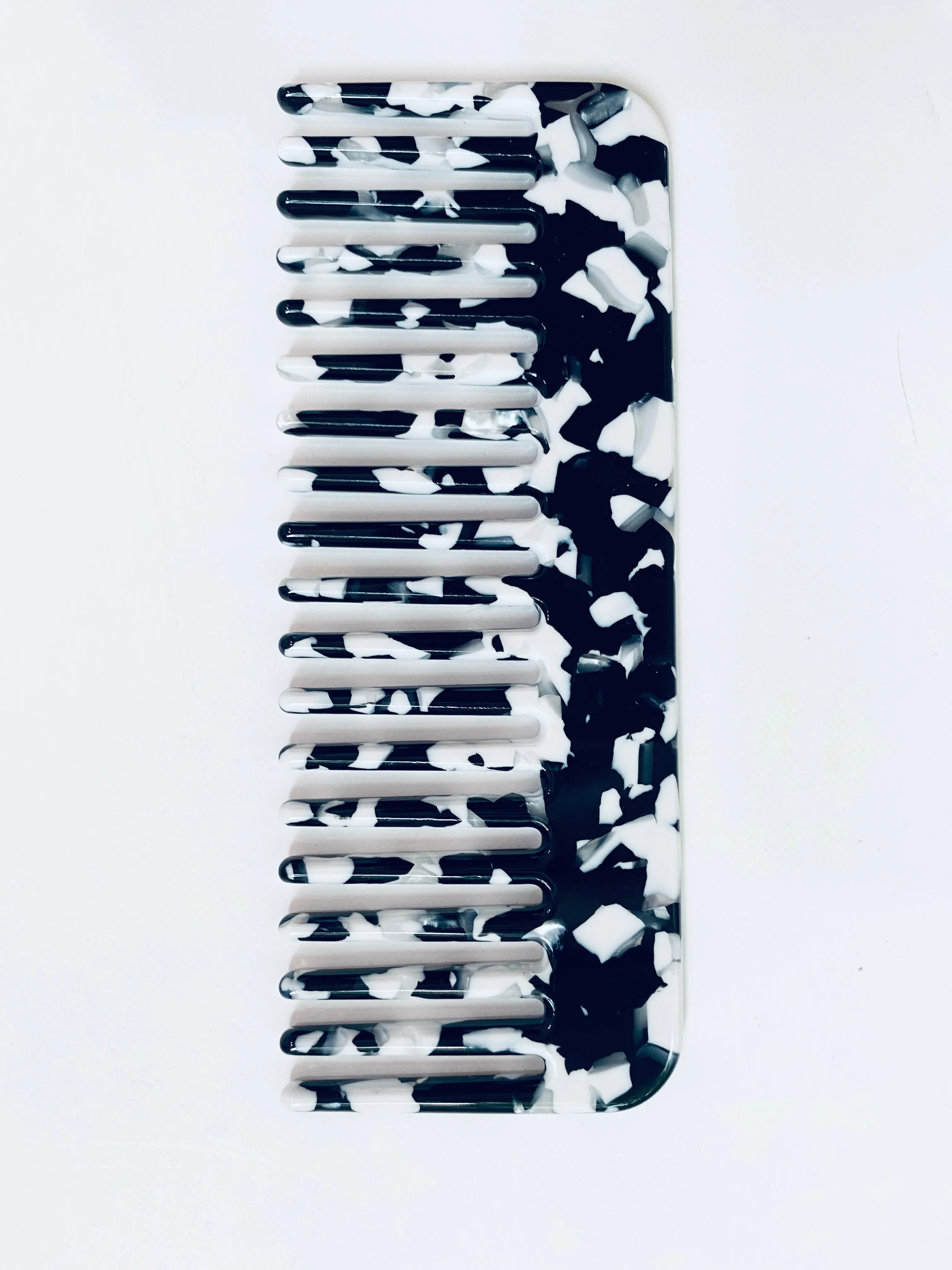 Lara Lucite Hair Combs