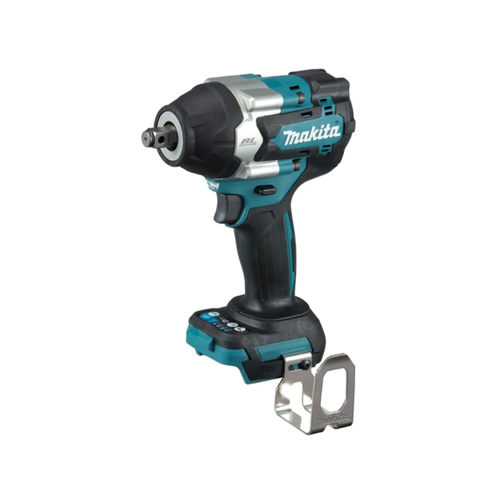 MAKITA CORDLESS IMPACT WRENCH 700NM TORQUE