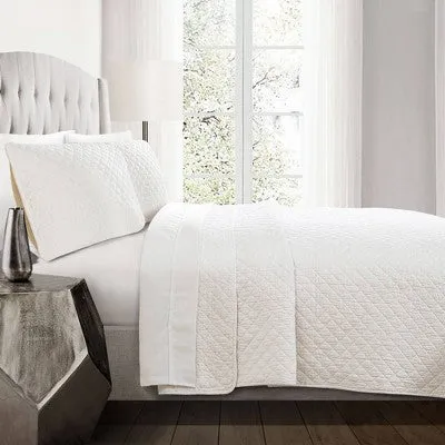 New - 3pc King Ava Diamond Oversized Cotton Quilt Set White - Lush Décor