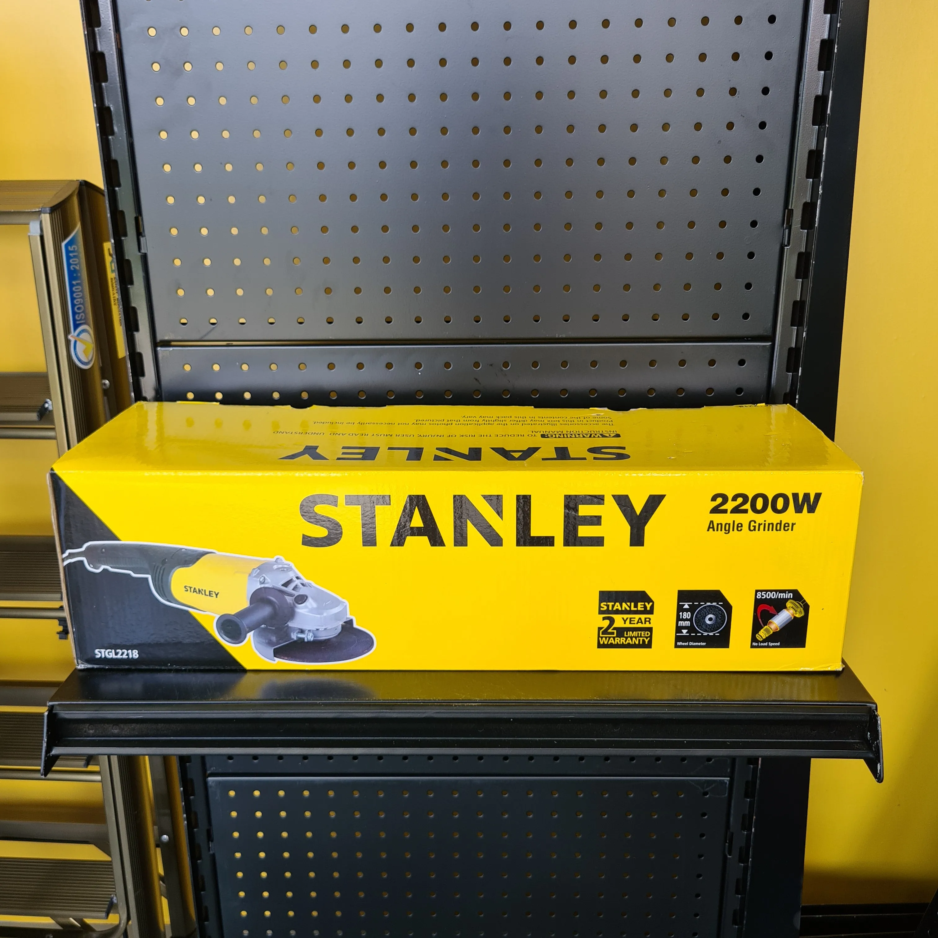 Stanley 7" 2200W 180mm Angle Grinder (Disc Grinding Machine) | Model : STGL2218-B1