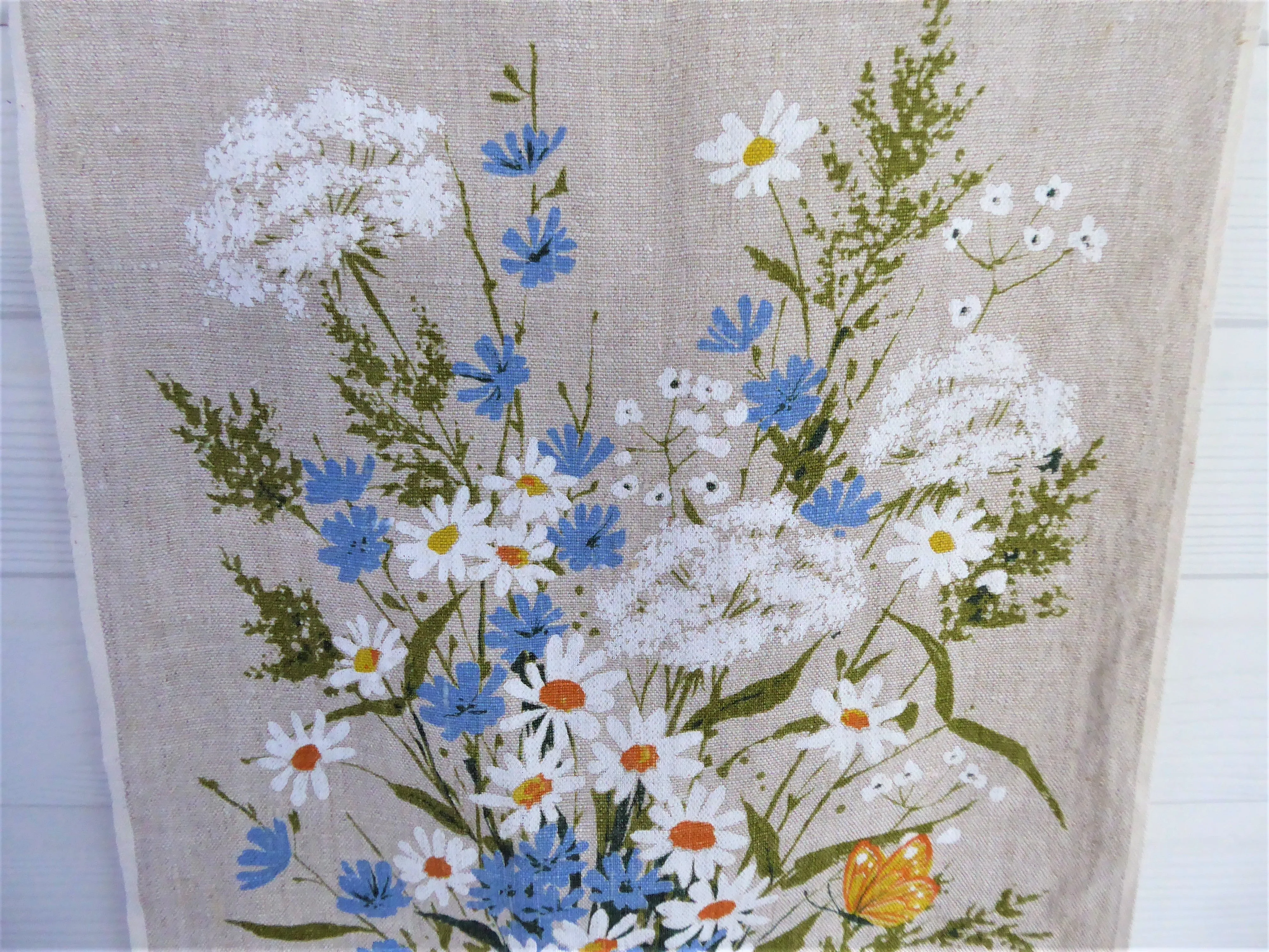 Tea Towel Wildflowers Kay Dee Designs 1970s Natural Linen Artist Signed