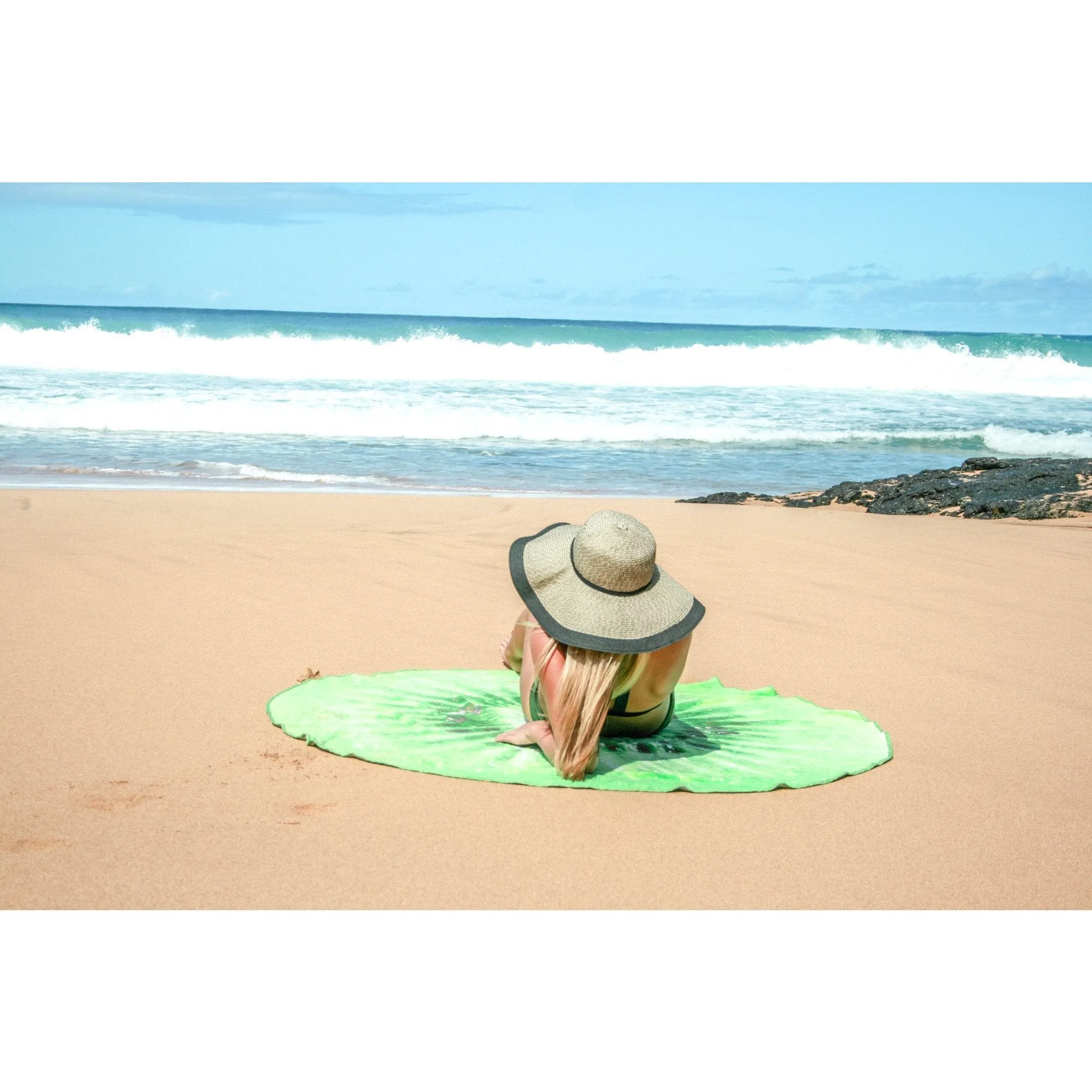 The Salty Kiwi - Round Fruit Beach Towel