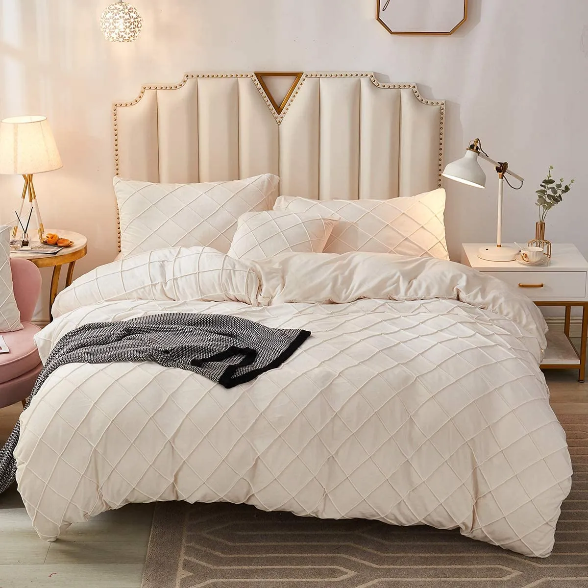 The Softy Diamond Beige Bed Set