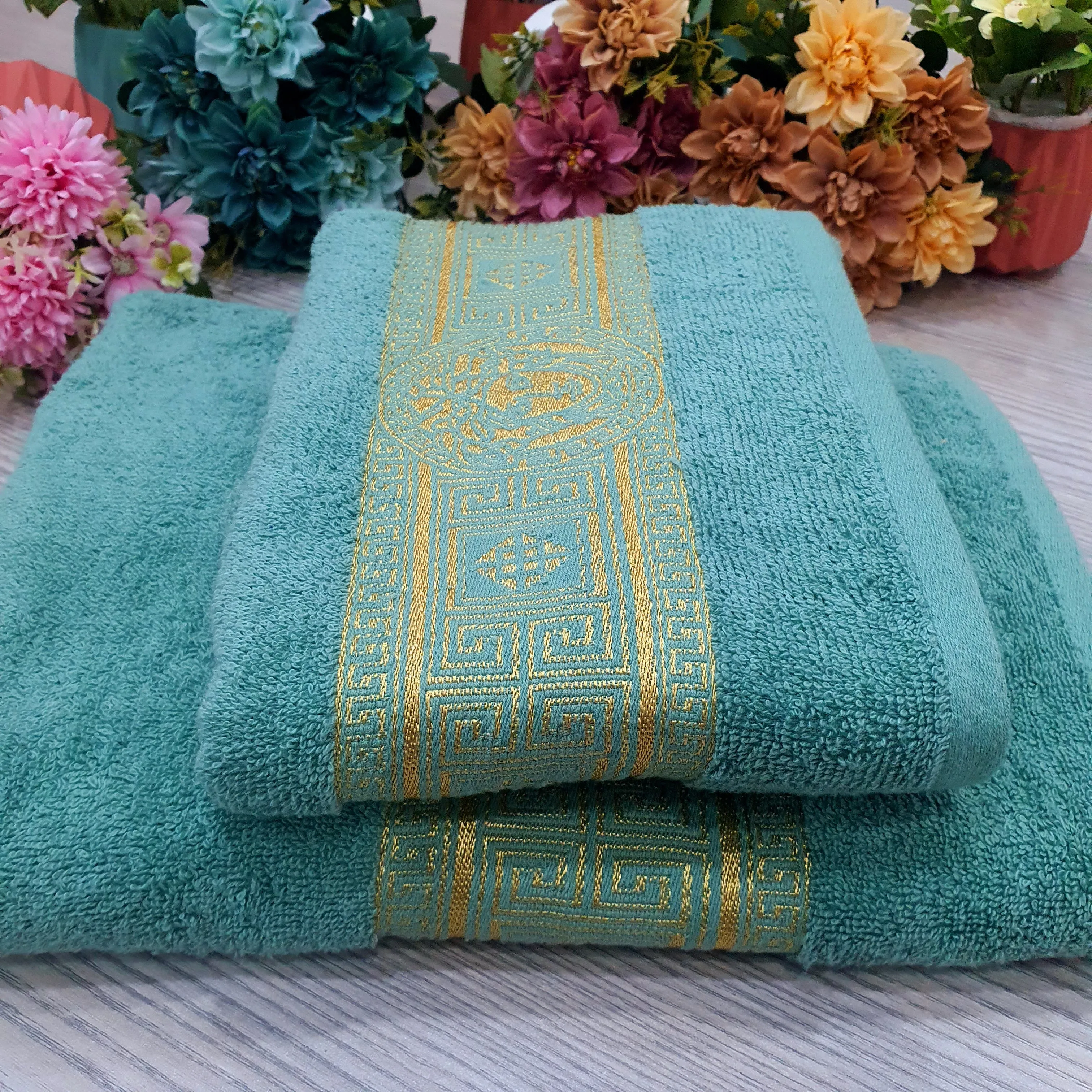 VERSAGE Design Pack of 2 - Large & Medium Towel - Export Quality