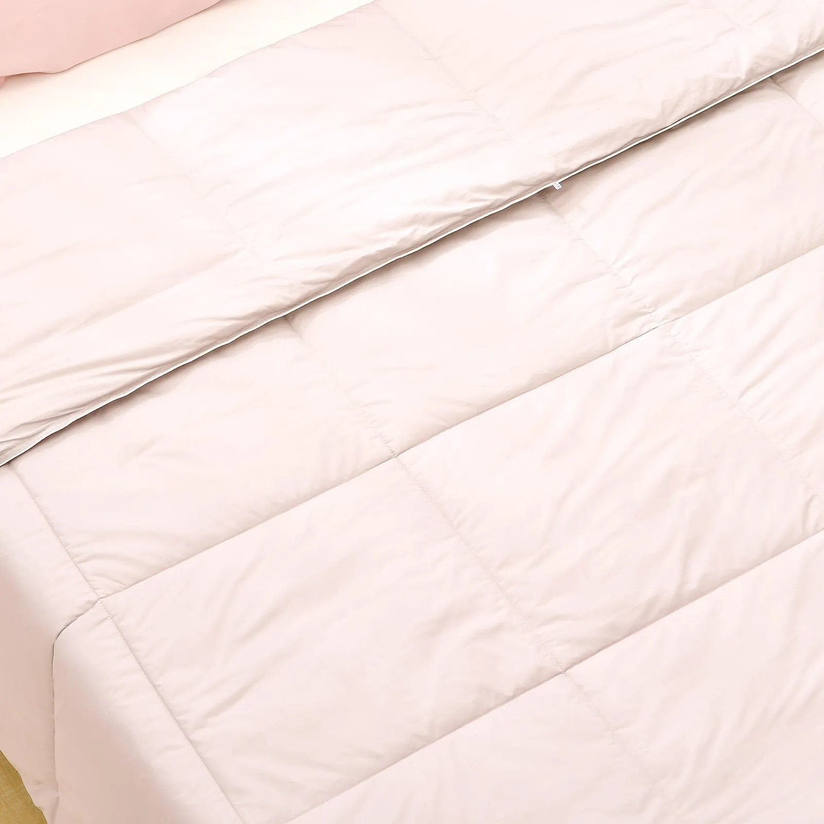 Winter Washable Silk Comforter